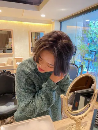 ショート ボブ/レイヤー/ 梅田/天野川奈緒のヘアスタイル