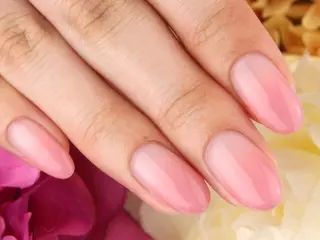 ネイル Wardrobe by CHERIE所属・サロンドットクッキー KYUのマツエク・マツパデザイン