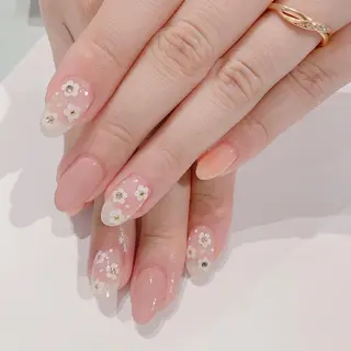 ネイル #Rakuun所属・Rakuun のんのネイルデザイン