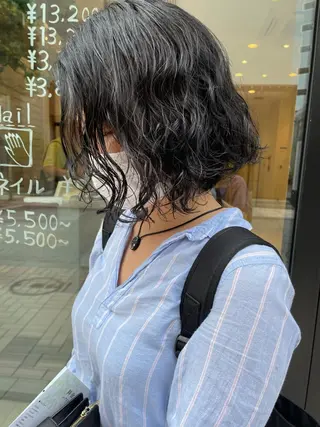 ミディアム カラー パーマ 🩵ANELA東口 齋藤琴音💚のマツエク・マツパデザイン