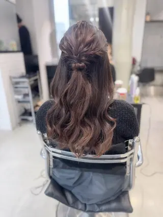 ロング カラー パーマ ヘアアレンジ 透明感/オリーブ/ グレージュ/YUKAのヘアスタイル