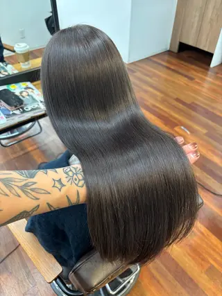 ロング カラー ヘアアレンジ グランルッソ所属・岡山× バレイヤージュカラーのヘアスタイル