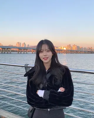 ロング カラー 莉乃/縮毛矯正/髪質 改善/艶カラーのヘアスタイル