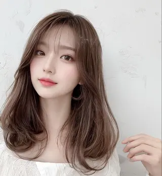 セミロング GLITTER赤塚店所属・GLITTER ハイ トーン🎀北野佑季のヘアスタイル