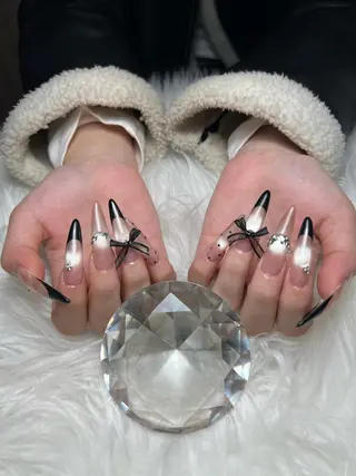 ネイル 井尻 紗菜のネイルデザイン