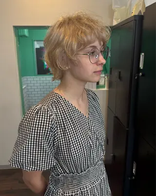 ショート 韓国レイヤー💖 ハイトーン🍒ྀིのヘアスタイル