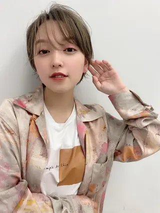 カラー 黒木 栞のヘアスタイル