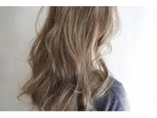 セミロング rita nonoichiのヘアスタイル