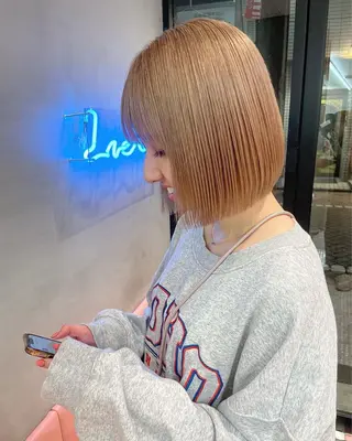 ショート Misaki /ボブ/縮毛矯正のヘアスタイル