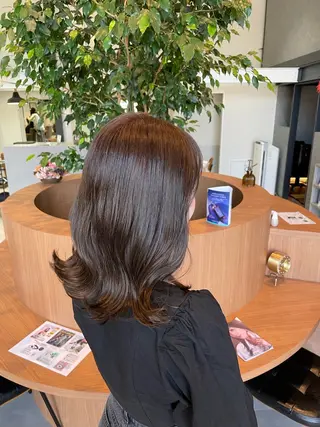ミディアム カラー ayaka |トレンドヘアのヘアスタイル