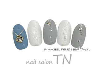 ネイル 矢川 まどかのネイルデザイン