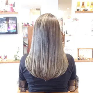 セミロング カラー 辨天 勇介のヘアスタイル