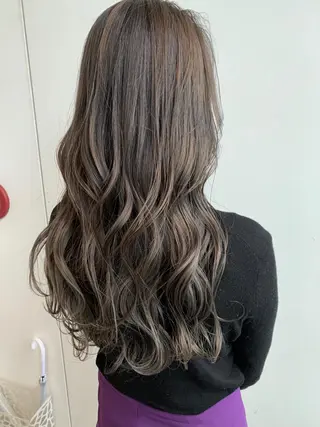 ロング カラー Remore所属・中塚 義人のヘアスタイル