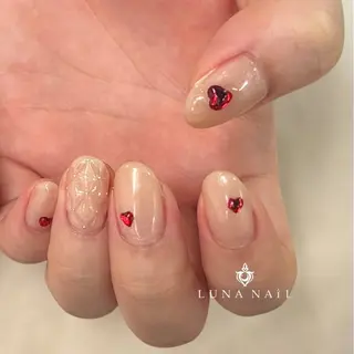 ネイル アトリエ　ミモザ所属・いまむら あかりのネイルデザイン