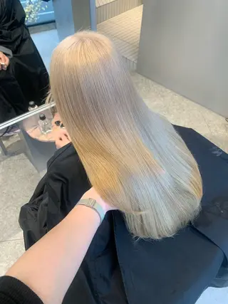 カラー PELE ハイトーン 児玉 大翔のヘアスタイル