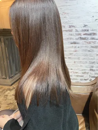 セミロング カラー conne& ririのヘアスタイル