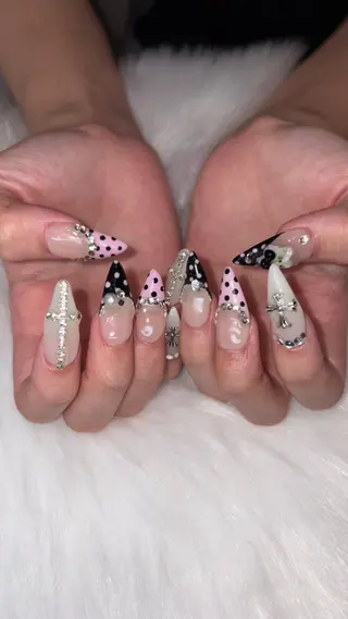 ネイル 👽個性派ネイル🎀 komachiのマツエク・マツパデザイン