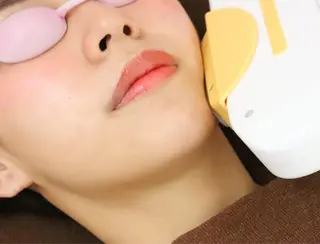 ロング カラー パーマ ヘアアレンジ メンズ キッズ ネイル マツエク・マツパ 脱毛＆シェービング専門店　心斎橋所属・脱毛＆シェービング 専門店LUANAのエステ・リラクイメージ