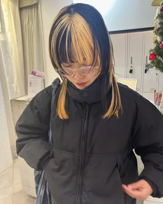 セミロング カラー BoomBOX所属・HIBIKI/原宿 ハッシュカット🪄のヘアスタイル