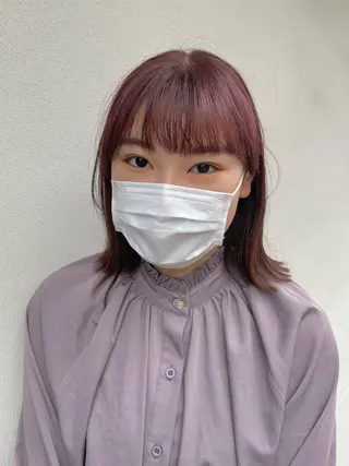 ミディアム カラー ブリーチなしで透け感 暖色カラーボブaoiのヘアスタイル