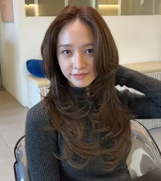 ロング salowin 原宿 aroa所属・韓国／ハッシュカット ／透明感カラー／金野のヘアスタイル