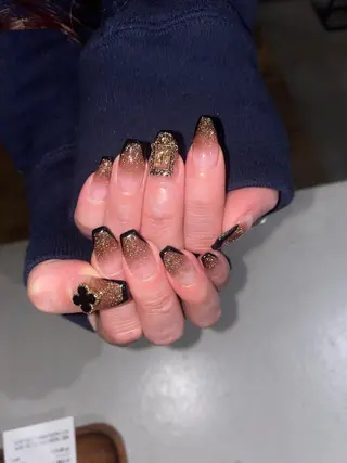 ネイル Airis所属・Airis aiのネイルデザイン