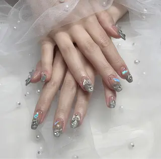 ネイル KARI ネイルサロンのネイルデザイン