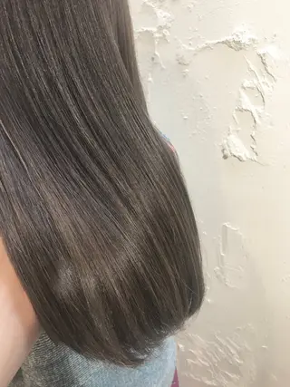 ロング カラー 🤍透明感カラー🤍 Moeのヘアスタイル