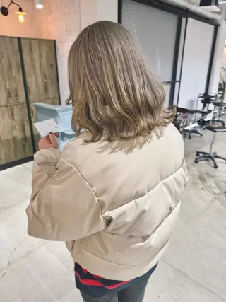 ミディアム amie所属・amie三宮 NAKANOのヘアスタイル