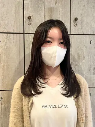 セミロング フルールドソレイユ所属・♡ナナコ♡ レイヤー/艶髪のヘアスタイル