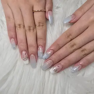 ネイル SHION  のネイルデザイン