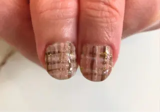 ネイル Lazliy所属・Lazliy AYAKOのネイルデザイン