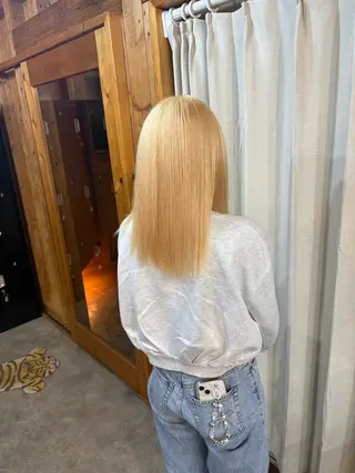 カラー 赤味ゼロ✨️透ける ハイトーン😇ハルキのヘアスタイル