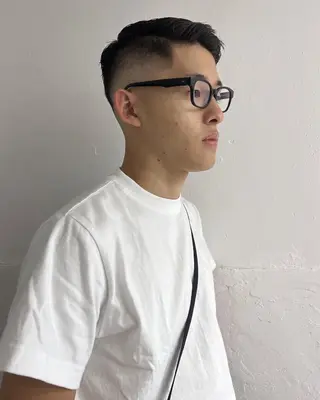 ショート メンズスタイリスト リュウジのヘアスタイル