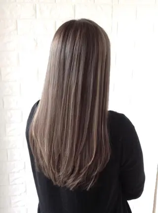 セミロング カラー エイジングケア特化 美容師✂️山崎竜二のヘアスタイル