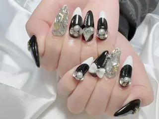 ネイル CC  NailSalon川崎店所属・C ✨Mのネイルデザイン