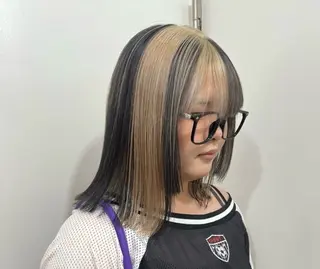 セミロング 💎艶ハイトーン／ ハルカ💎のヘアスタイル