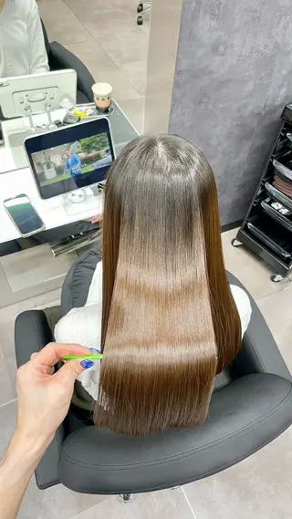 ロング CYNTHIADUE 店長｜ IRISUのヘアスタイル