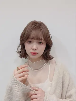 ミディアム パーマ 須賀 一美のヘアスタイル