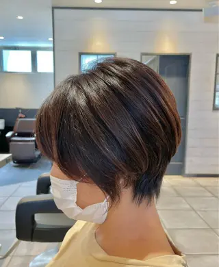 ショート カラー 渡部雄大 ショート／縮毛矯正のヘアスタイル