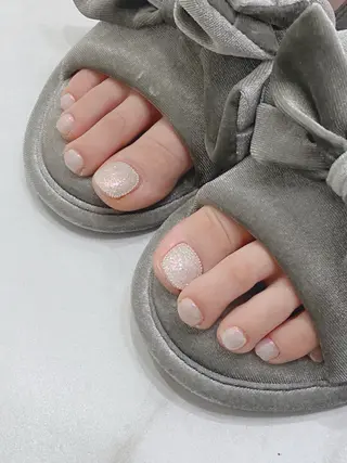 ネイル Nailsalon LaLa-Ange所属・Sayaka 🎀のネイルデザイン