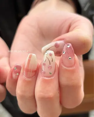 ネイル MRS/ miyu🎀のネイルデザイン