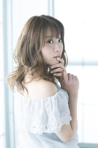 セミロング カラー 髪質改善×矯正🫧 韓国ヘアasamiのヘアスタイル