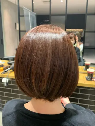 ショート カラー WISTERIA P LUS1 ikumiのヘアスタイル