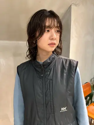 ミディアム パーマ yuki / 岡崎ハイトーンカラーのヘアスタイル