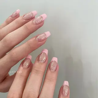 セミロング アンルボネイル&アイラッシュ所属・anlubon /Jr.ネイリストのネイルデザイン