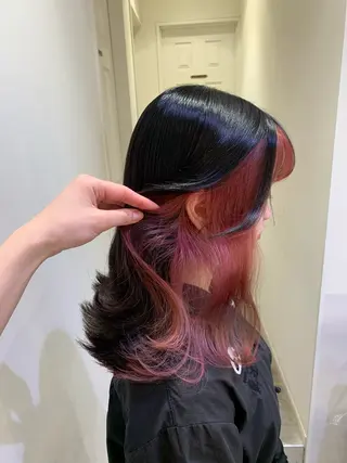 カラー あずみ🪽顔周りレイ ヤー×オリーブ🫒のヘアスタイル