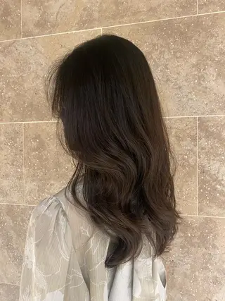 ロング パーマ 佐藤 悠衣/透明感 カラー/似合わせ前髪のヘアスタイル