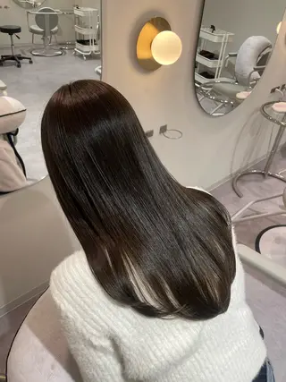ロング 廣岡 采音のヘアスタイル