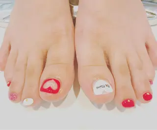 ネイル Re Pearl～コーディネートサロン～ 市駅前店所属・NARUMI HYODOのネイルデザイン